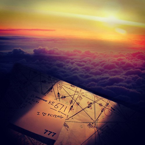 fly#flying#skyporn#777#b777#aviation#aviationgeek#instaplane#instaaviation #instapilot #pilot#pilotlife#plane#airplane#sky#clouds#sunset#igmy #igmalaysia #igersmalaysia#view#travel#instamood #igers... | by Nicholas Osborne