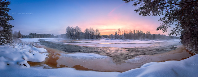 River Kiiminkijoki moonrise and sunset