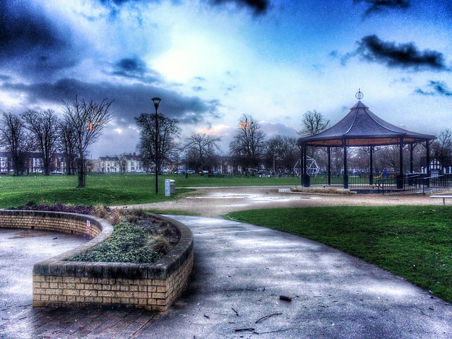 Early morning walks through Gloucester Park