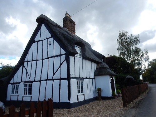 Manor Cottage Sandy to Biggleswade Northill