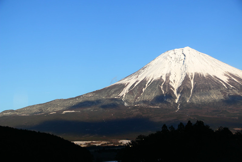 田貫湖から見える富士山