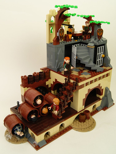 Lego Hobbit MOC - Modular Barrel Escape | A modular version … | Flickr