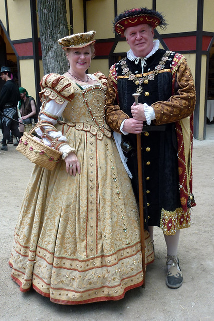 Handsome Elizabethan couple, veterans to the Bristol Faire
