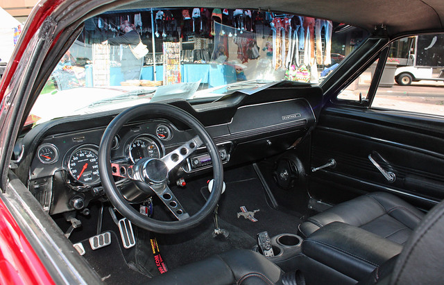 1967 Ford Mustang 2+2 Fastback (4 of 5)