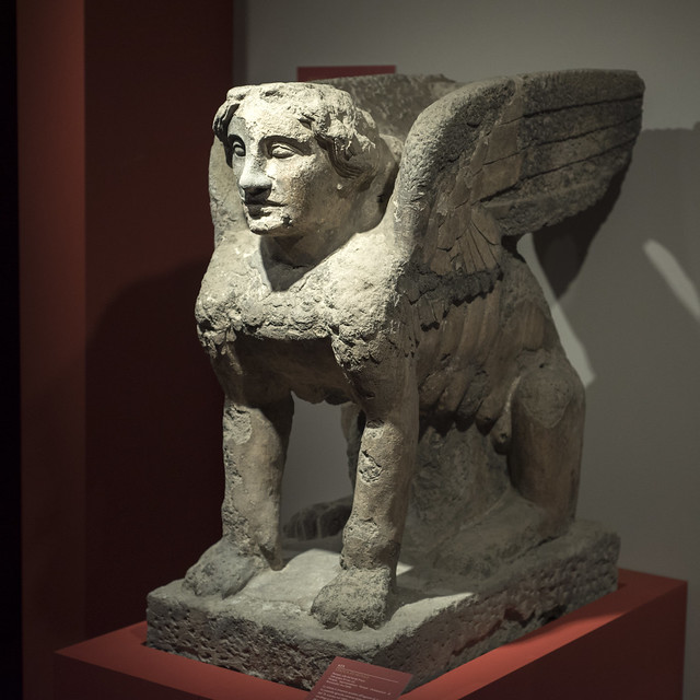 Statue of a female sphinx in grey tuff, from Pompeii (3)