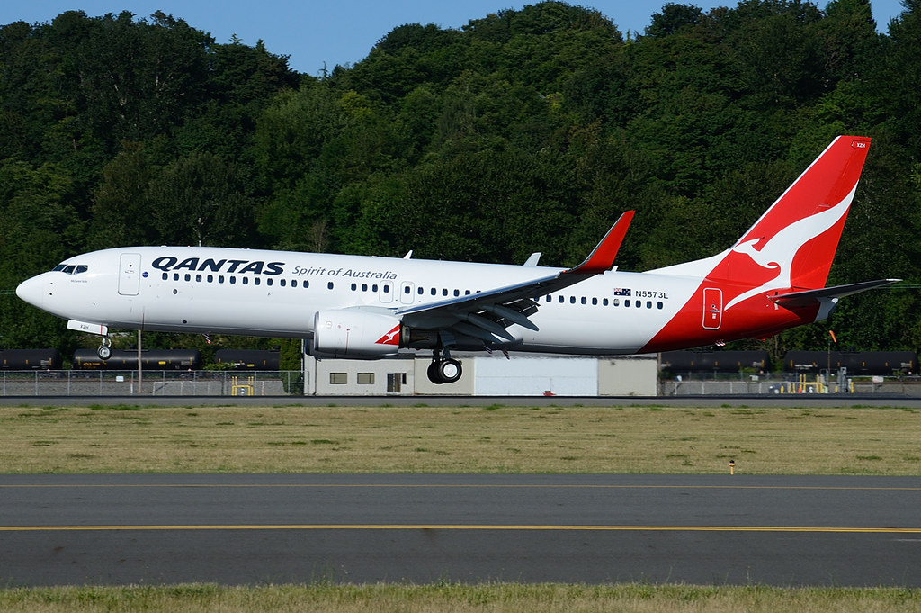 VH-XZH, Boeing 737NG 838/W