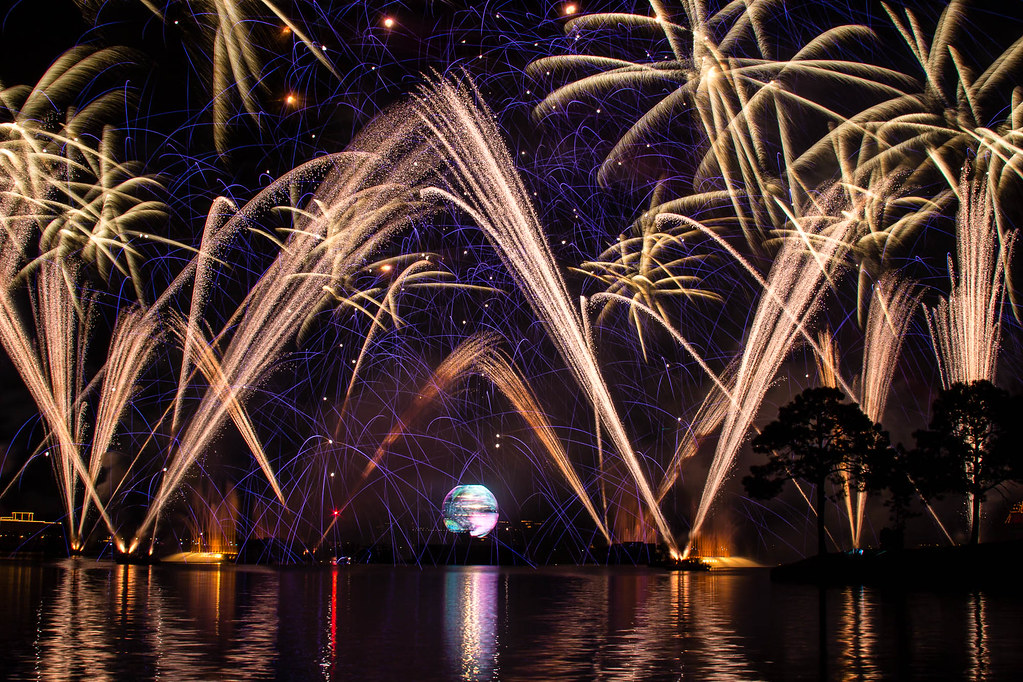 Epcot Fireworks | Fireworks at Epcot During #PhotoMagic2013 | James