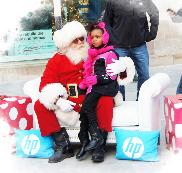 Santa on Michigan Ave HP Booth