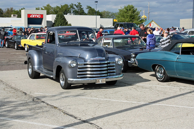 1953 Chevrolet 3100 Half-Ton Pickup (1 of 4)