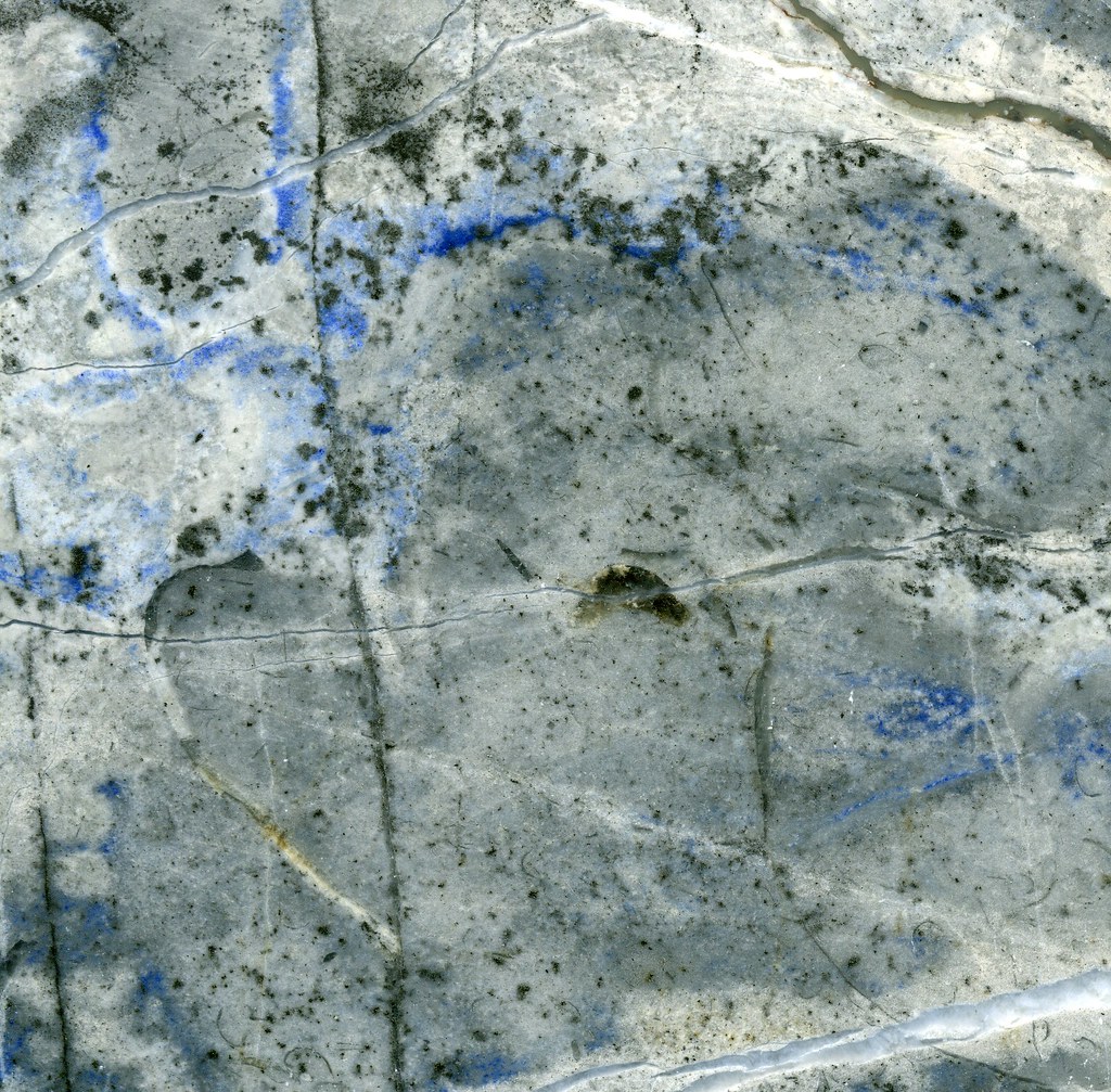 Lapis Eyes石灰岩(里约热内卢Tascadero石灰岩，下白垩纪;智利安第斯山脉弗洛德洛斯安第斯矿)