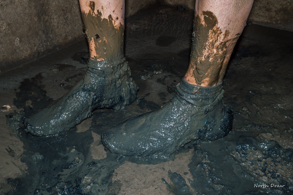 Milf Drain Shoes | Darkday led the way into the deep mud and… | Flickr