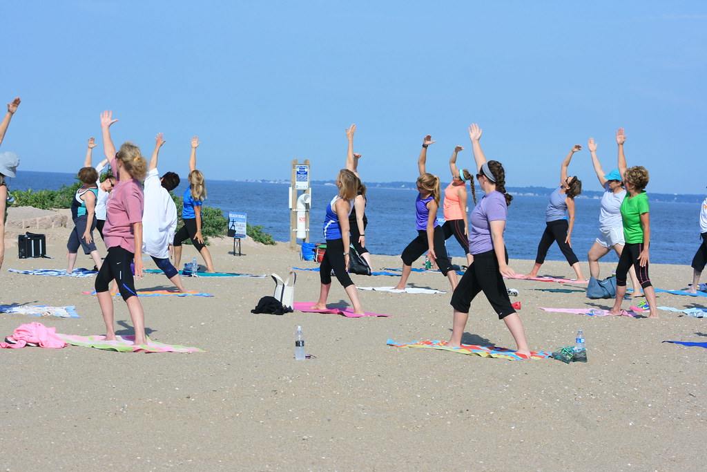 Beach Yoga HBSP 6 24 14 (23) | Friends Hammonasset | Flickr