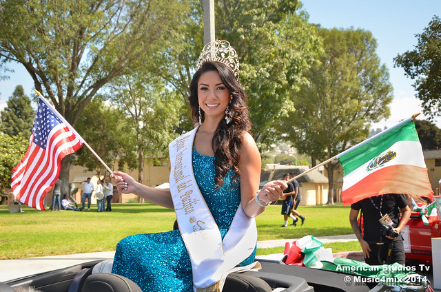 Jazmine Lopez Reina Internacional del Pacifico 2014-2015