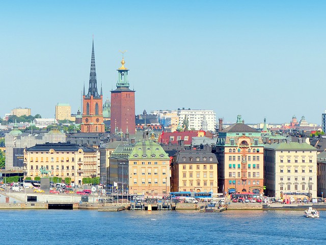 Suède, gros plan sur la ville de Stockholm, ville lacustre du nord