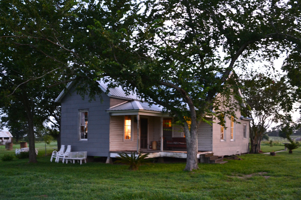 Austin County Farmhouse, Dawn h1406190615