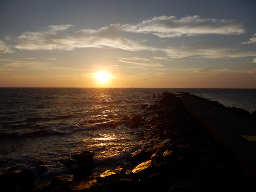Katsuyama Beach Sunset by izunavi, Katsuyama Beach Sunsetsunset beach japan chiba 夕陽 日本 boso 夕景 夕日 夕暮れ kyonan 夕焼け 千葉県 ビーチ 房総 千葉 chibapr