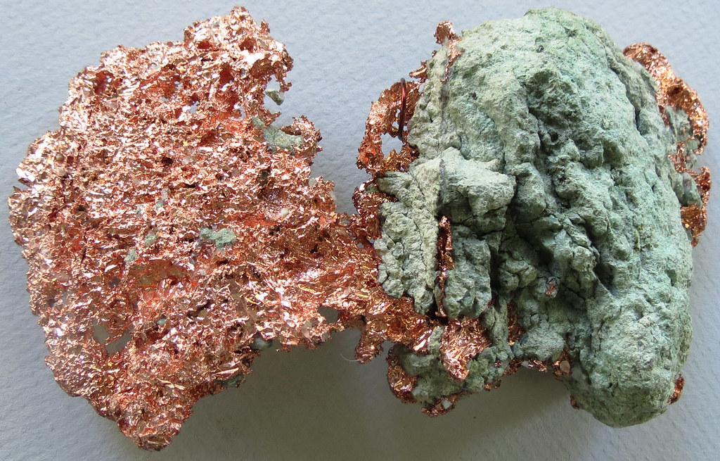 Native copper (Portage Lake Volcanic Series, late Mesoproterozoic, 1.05 to 1.06 Ga; Caledonia Mine, Upper Peninsula of Michigan, USA) 2