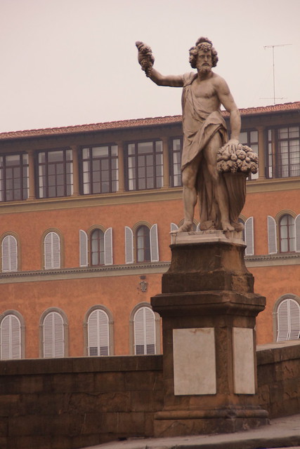Giovanni Battista Caccini (Firenze, 1556 - 1613) l'Autunno (Bacchus), Ponte Santa Trinita, Firenze