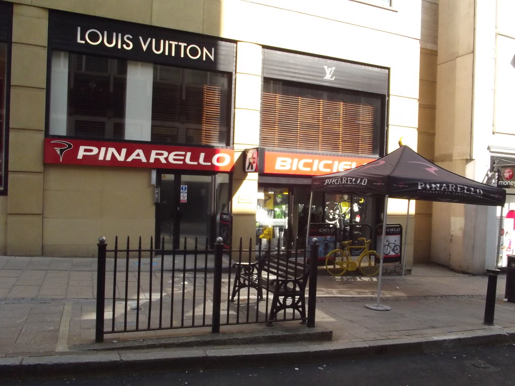 Louis Vuitton and Pinarello Bicicielo - Temple Street, Bir…