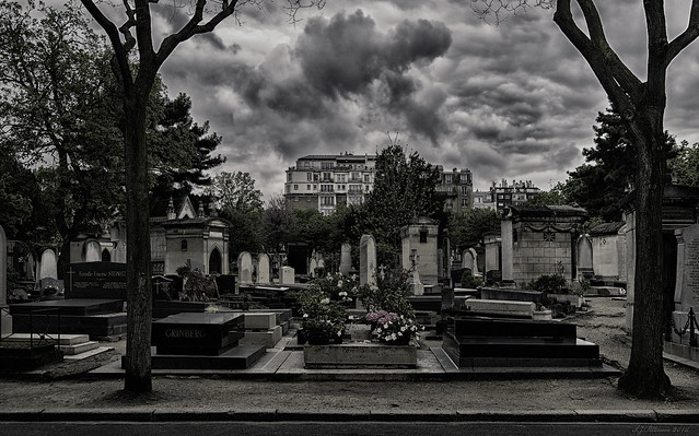 Serge Gainsbourg Tomb