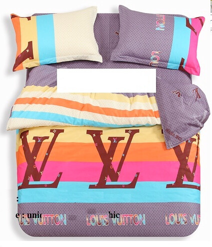 Louis Vuitton Rainbow Bedding Set