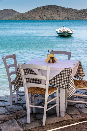 mer table europe turquoise ngc terrasse creta greece bateau grèce chaise elounda kriti crète elounta