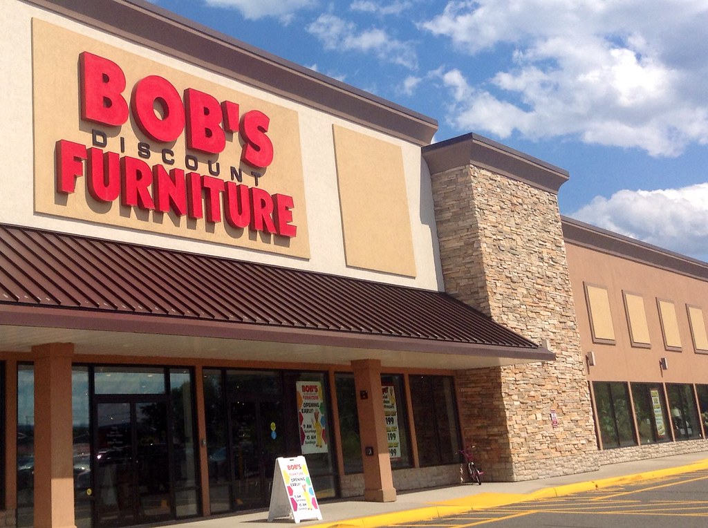 Bob's Furniture, Southington, CT 7/2014 Pics by Mike Mozar… Flickr