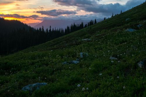 Glow by Laura Jacobsen, sunset glacierpeakwilderness buckcreekpass