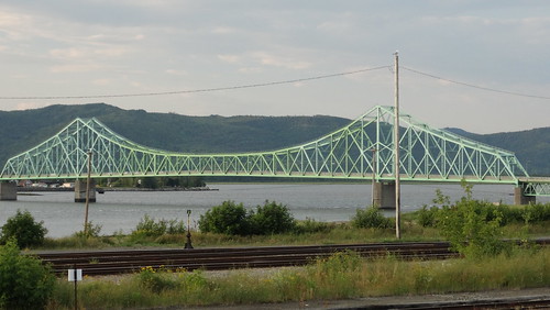 newbrunswickphoto jcvanhorneinterprovincialbridgeopen1967betweenpointeàlacroixquebecandnb campbelltonphoto