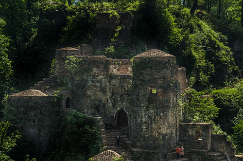 KNA_8736 by koorosh.nozad, Qaleh Rudkhan (Rudkhan Castle)_Gilan Province_Iran

Rudkhan Castle (Persian: قلعه رودخان‎‎; also Roo