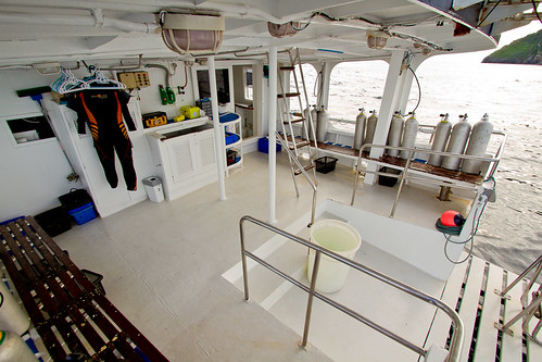 Dive deck