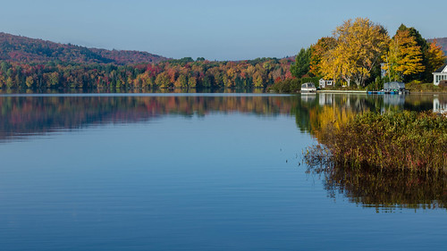 fall lake colours extérieur eau water landscape paysage calme lac rivière couleurs stcharles feuilles arbre tree leave