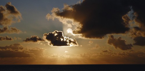 Another Cornish Sunset by d_salter, I Don't really need to say anything here!
All my sunset shots are in this album
<a href="http://www