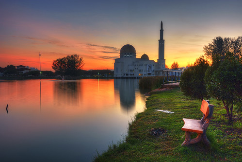 day di independence cinta sebuah masjid puchong perdana sini 57th assalam malaysias redha lahirnya