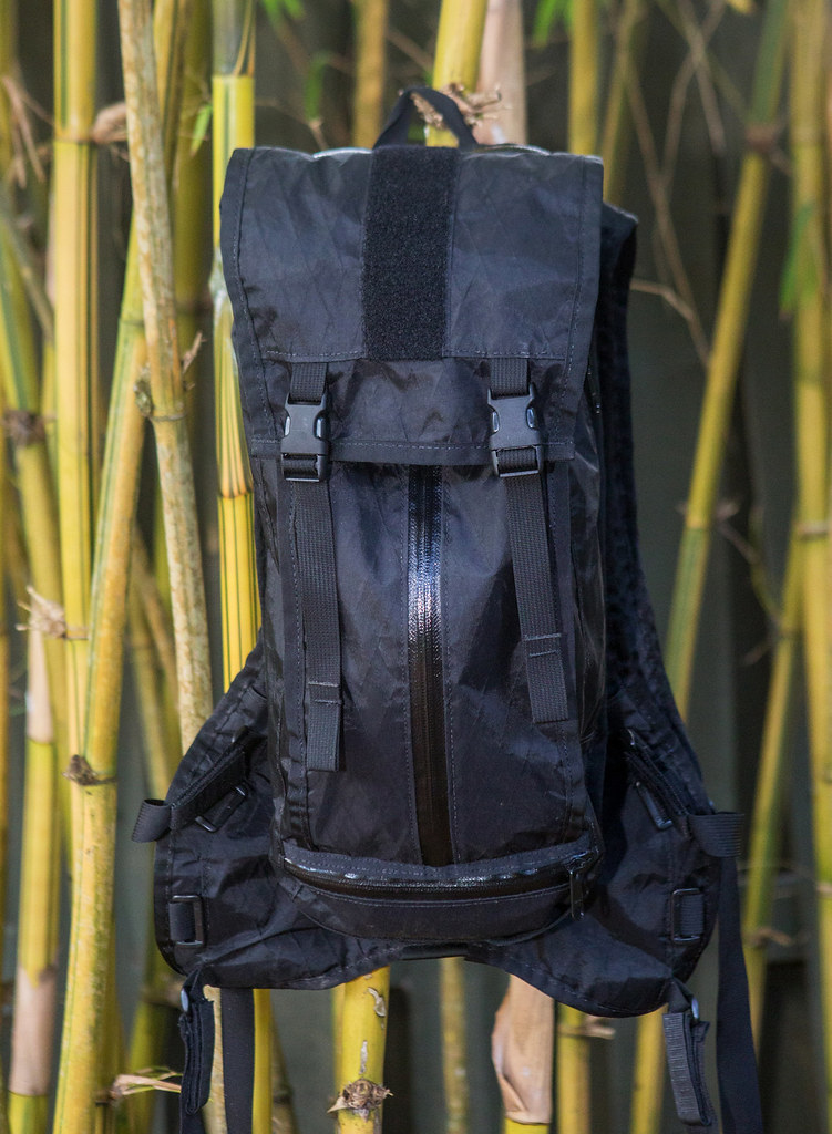 REVIEW: THE HAUSER 10L – Hydration Pack | Mission Workshop: … | Flickr
