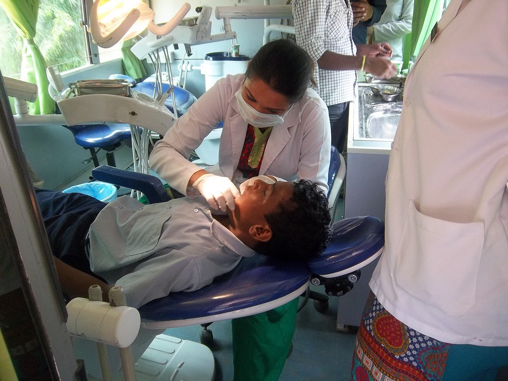 school dental program bangalore