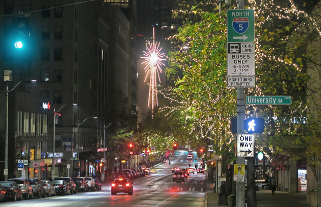 4th Avenue at Christmastime