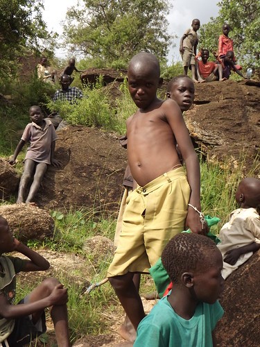 Karamoja, enfants du village | Vincentello | Flickr