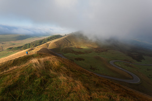 Photographing Rushup Edge by Paul Newcombe, <b>Rushup Edge, Peak District, UK</b>

© 2014 Paul Newcombe. Don't use without permission.

Last Sun