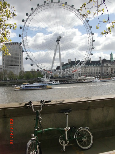 London Eye + bicycle
