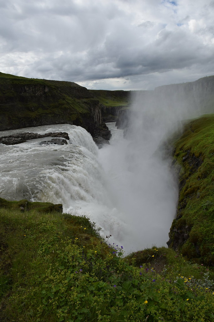 DSC_0191 | Standing next to the second cascade and looking d… | Flickr