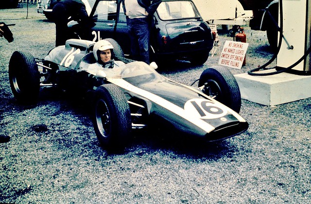 Bruce McLaren in Cooper-Climax T60
