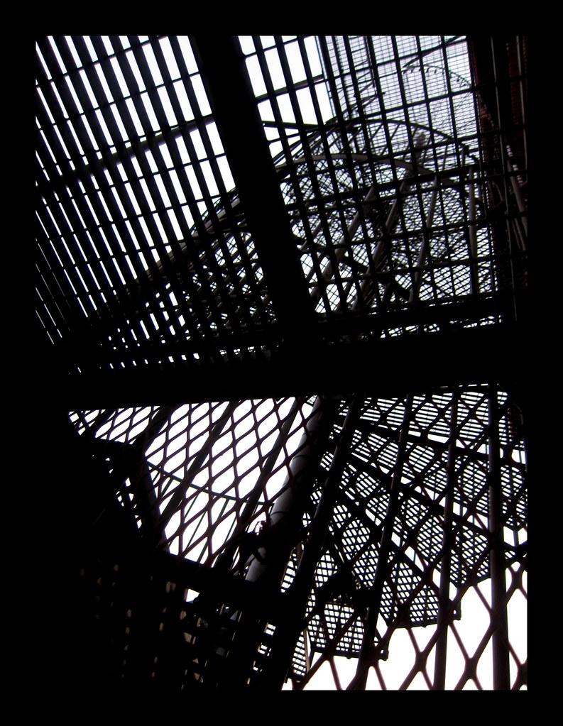 interblocking grid obscuring protones or so they say (abstract ...