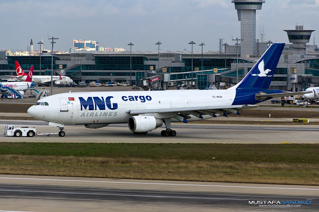 TC-MCB MNG Airlines Airbus A300B4-203(F)