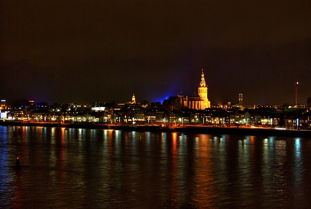 Nijmegen at night