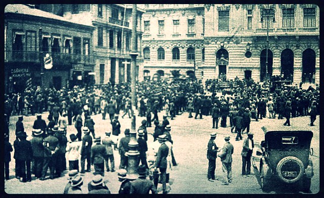 Valparaiso llegan noticias del Golpe de Estado de 23 de enero de 1925 liderado por Carlos Ibáñez del Campo, un golpe, ocurrido en Chile, que derrocó a la junta de gobierno presidida por Luis Altamirano Talavera.