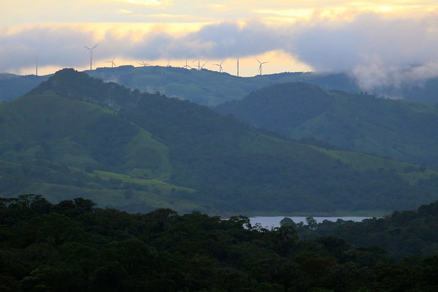 Wind farm above Lago Arenal