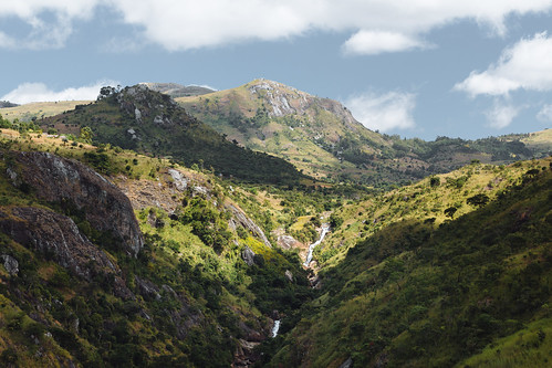 africa mountain landscape iso100 waterfall malawi april f28 mw 2014 centralregion ••• ntcheu ‒⅓ev ¹⁄₆₄₀secatf28 ef100mmf28lmacroisusm dedzasalimaforestreserve