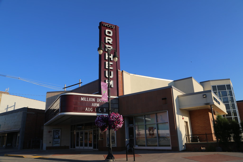 Marshalltown Iowa, Orpheum Theater, Movie Theater, Marshal… | Flickr