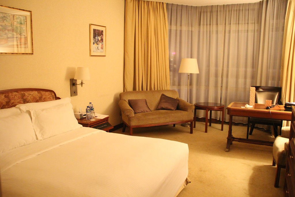 Langham Hotel Room